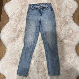 American eagle mom jeans